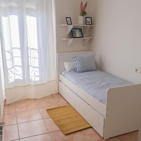 Apartament En Placa Nova 2, パラフルジェイ エクステリア 写真