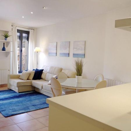 Apartament En Placa Nova 2, パラフルジェイ エクステリア 写真