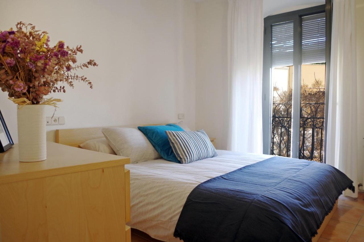 Apartament En Placa Nova 2, パラフルジェイ エクステリア 写真