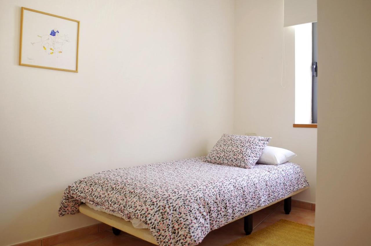 Apartament En Placa Nova 2, パラフルジェイ エクステリア 写真