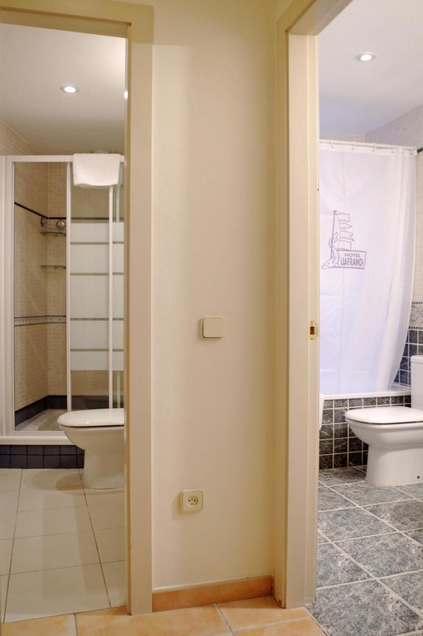 Apartament En Placa Nova 2, パラフルジェイ エクステリア 写真